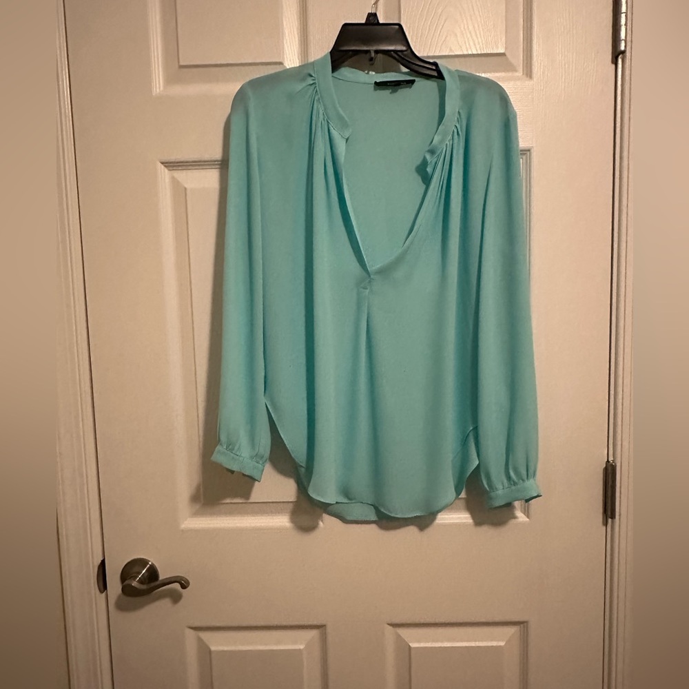 Beautiful 🎃 light blue blouse.
